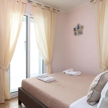 בית נופש Rhodes Garden Retreat *