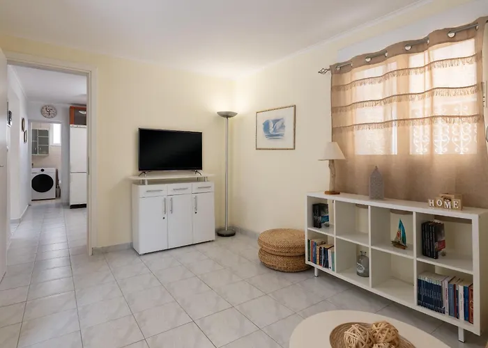 Semesterbostad Rhodes Garden Retreat *